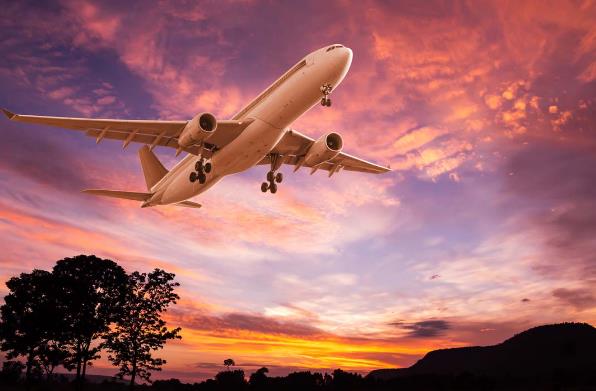 英國國際空運促進了全球貿易的發(fā)展